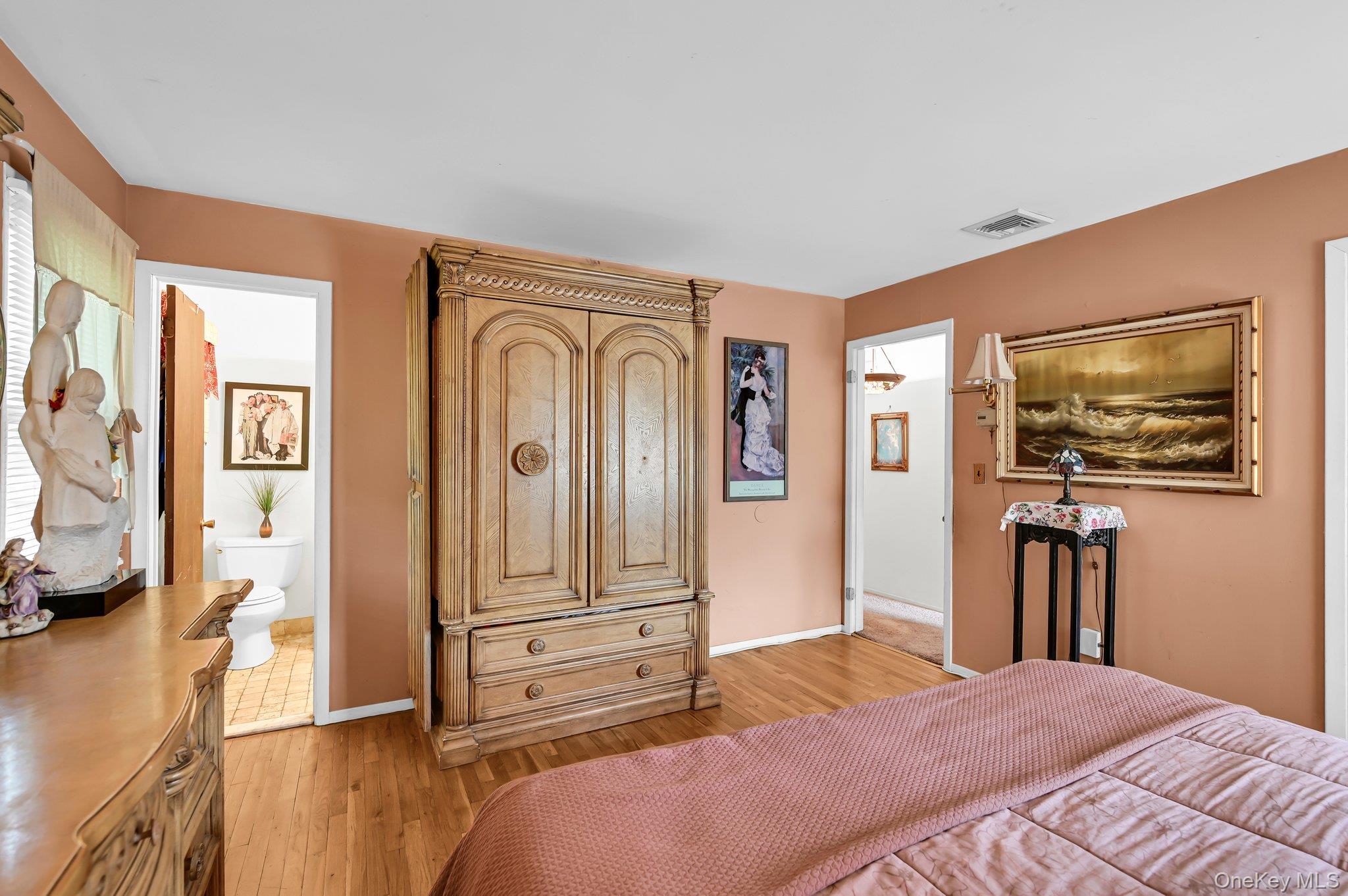 10 Catawba Drive, West Nyack, NY 10994