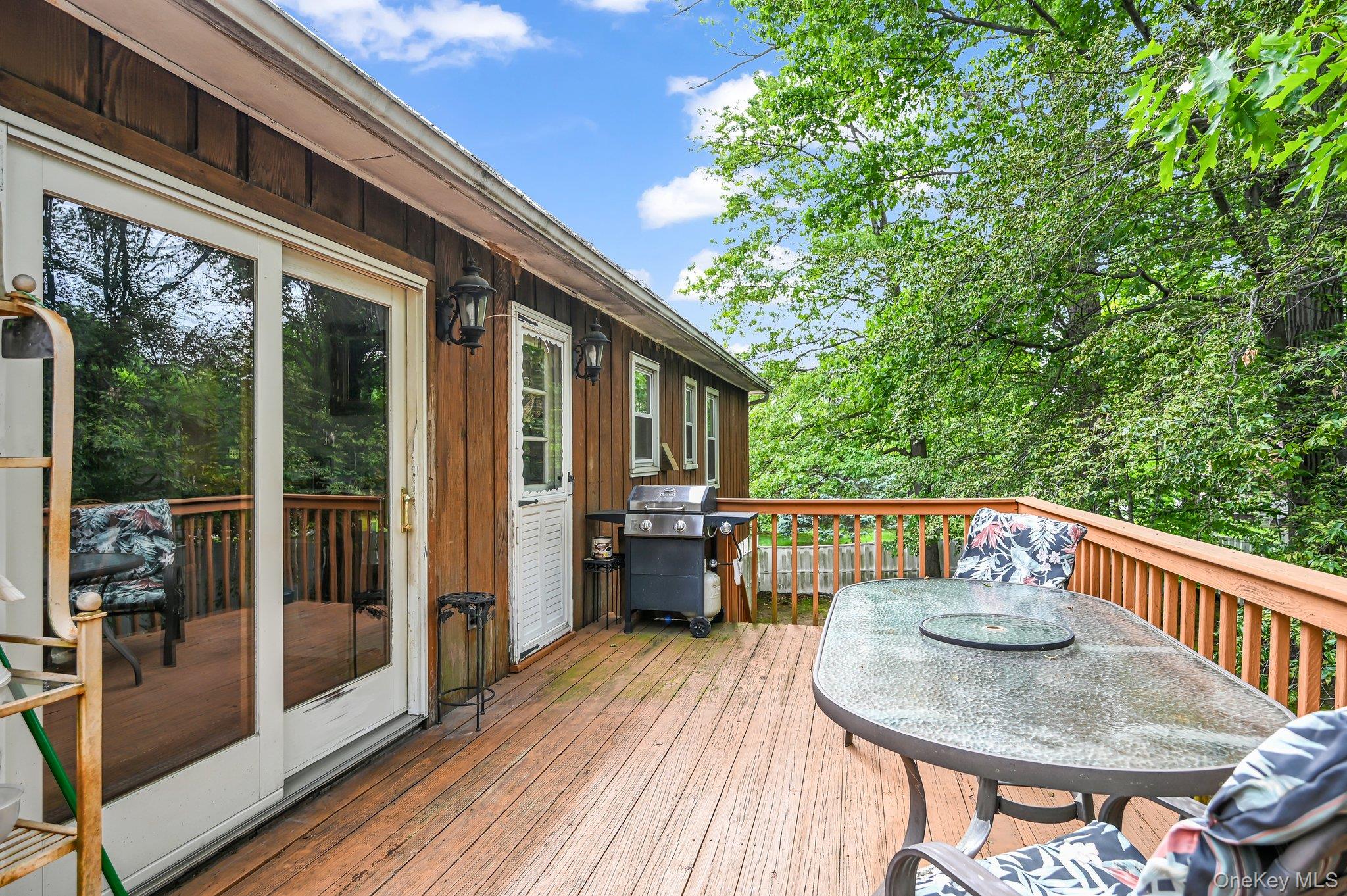 10 Catawba Drive, West Nyack, NY 10994