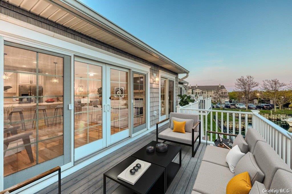 9 Ocean Watch Court, Freeport, NY 11520