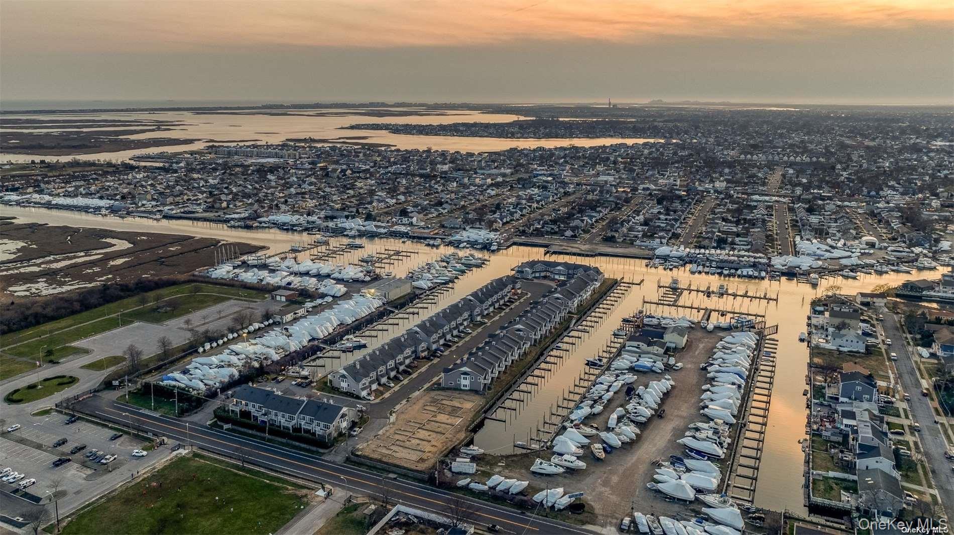 10 Ocean Watch Court, Freeport, NY 11520