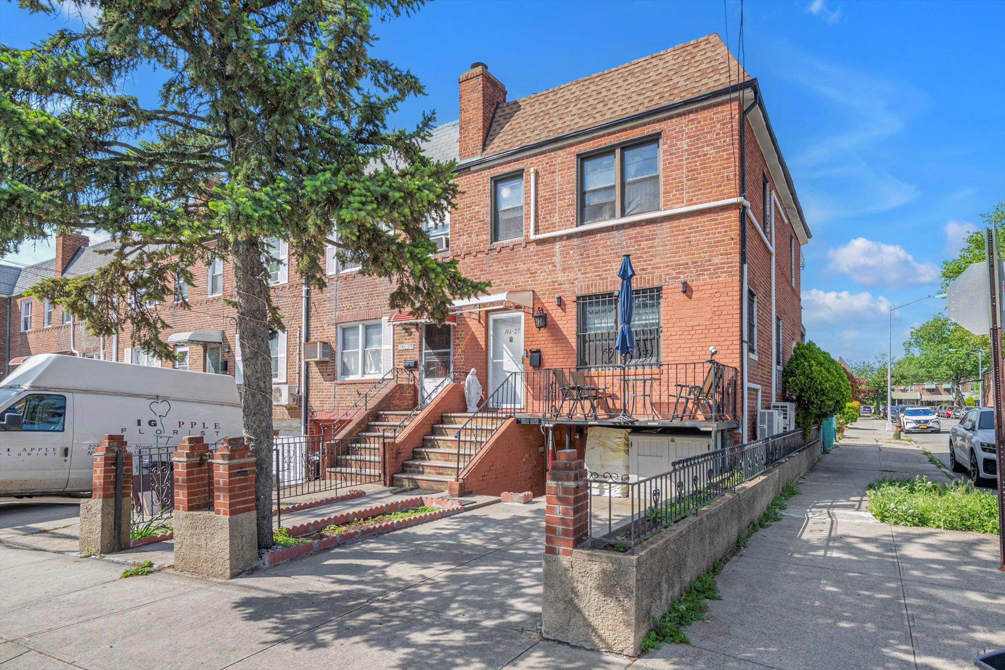 14627 Reeves Avenue, Flushing, NY 11367