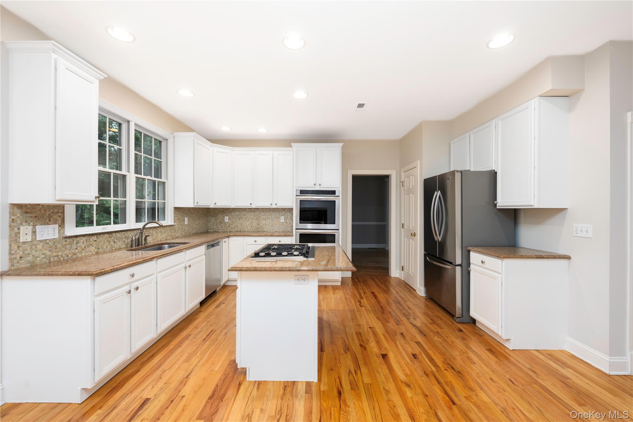 46 Mcguiness Lane, White Plains, NY 10605