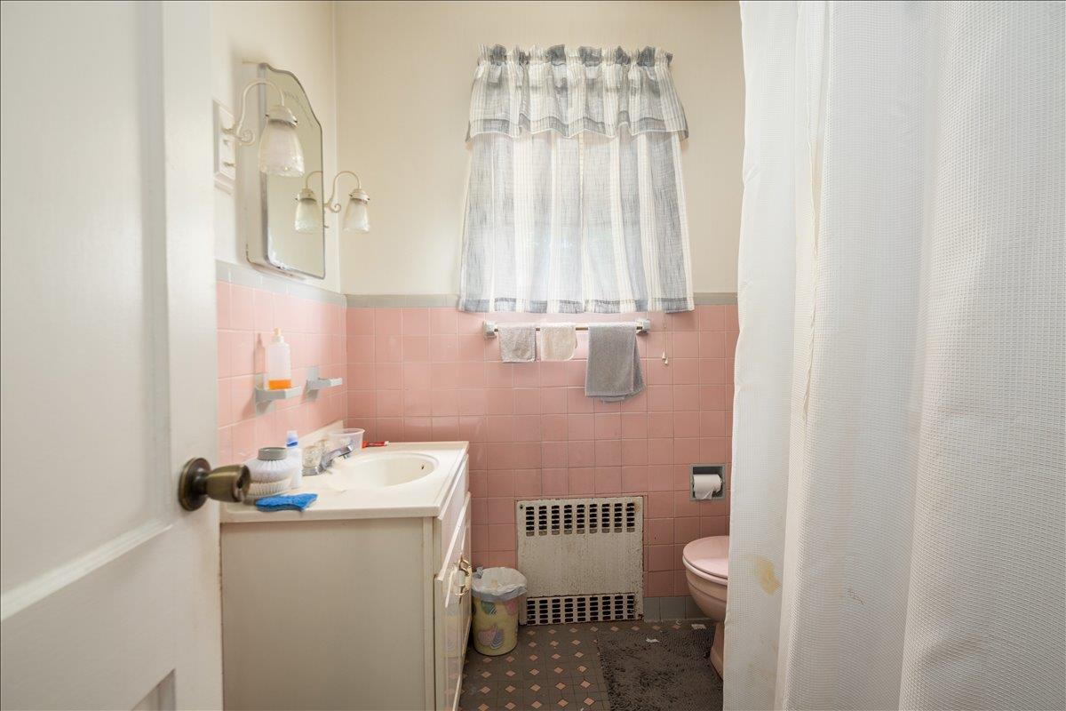 343 Franklin Avenue, Hewlett, NY 11557