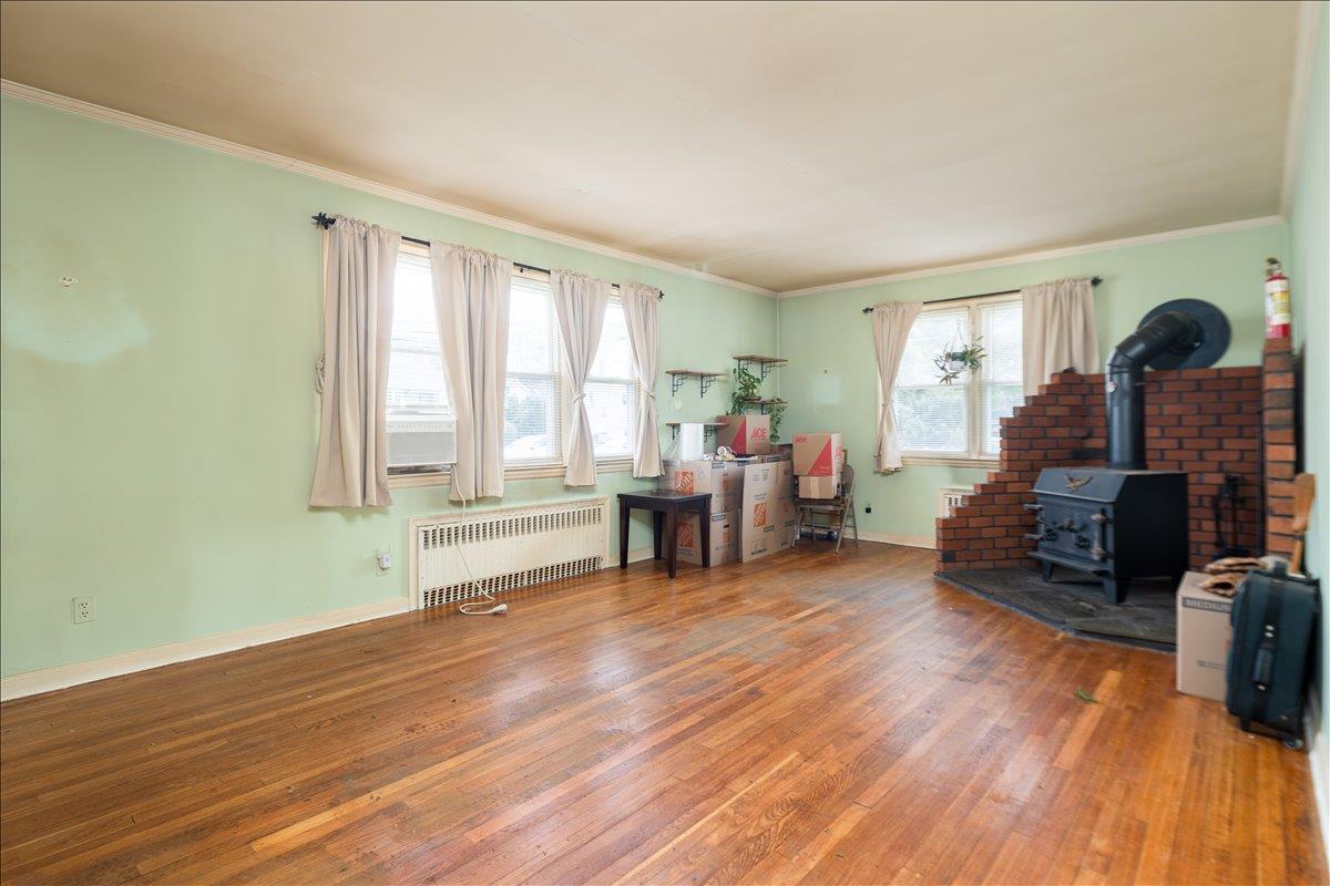 343 Franklin Avenue, Hewlett, NY 11557