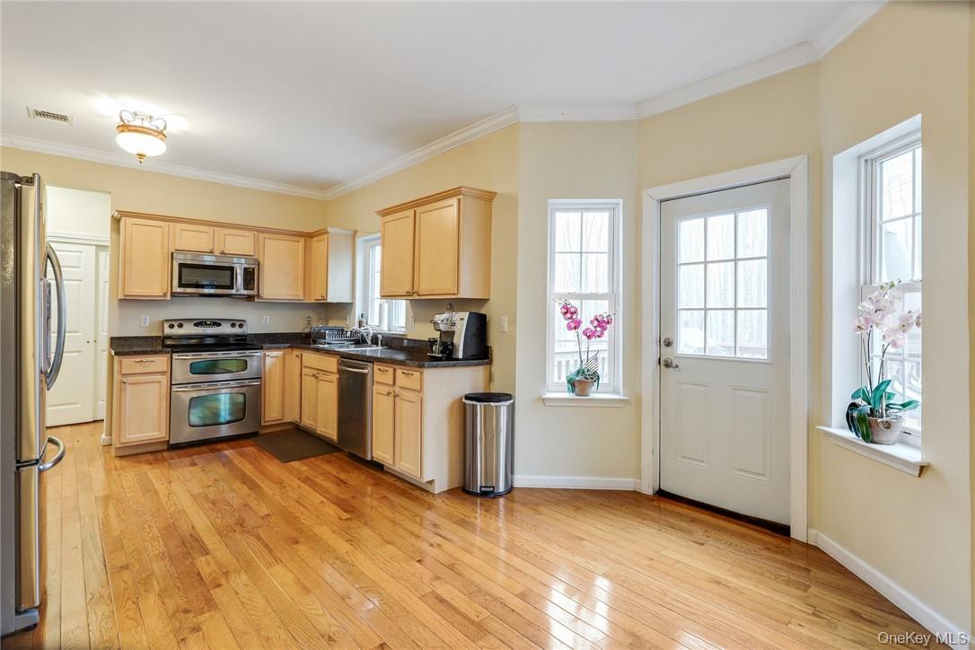 68 Cauthers Lane, Woodridge, NY 12789