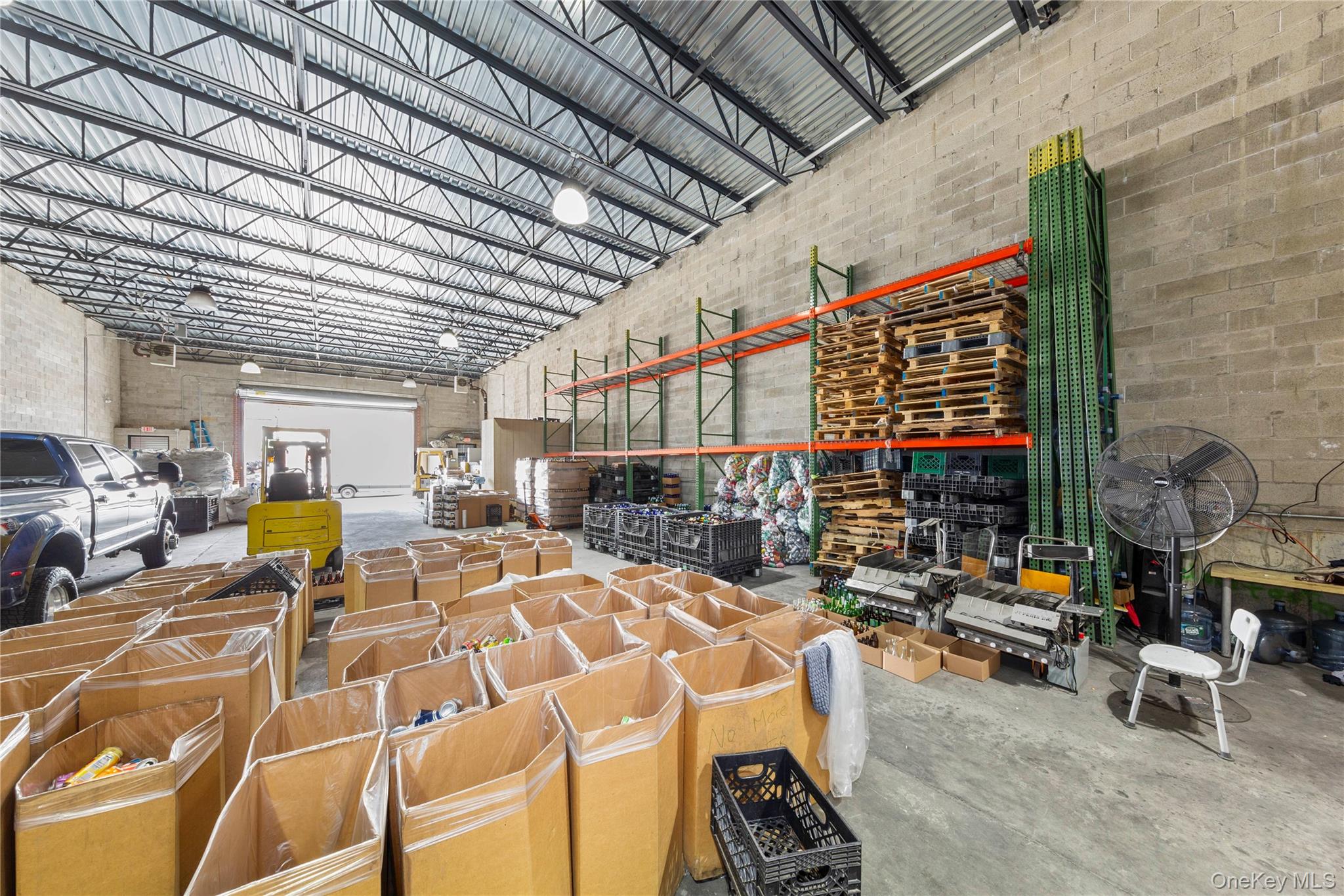 3325 DE Lavall Avenue, Bronx, NY 10475