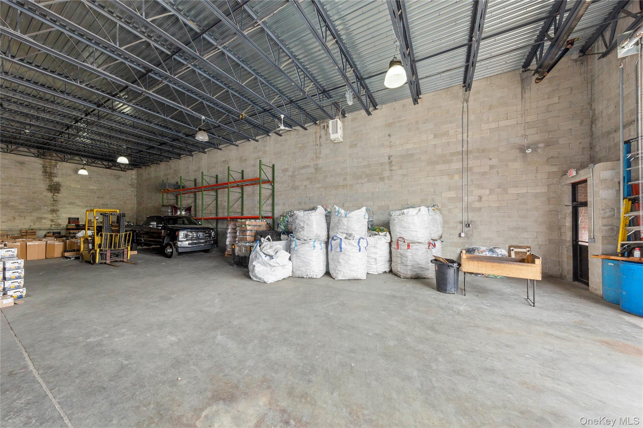 3325 DE Lavall Avenue, Bronx, NY 10475