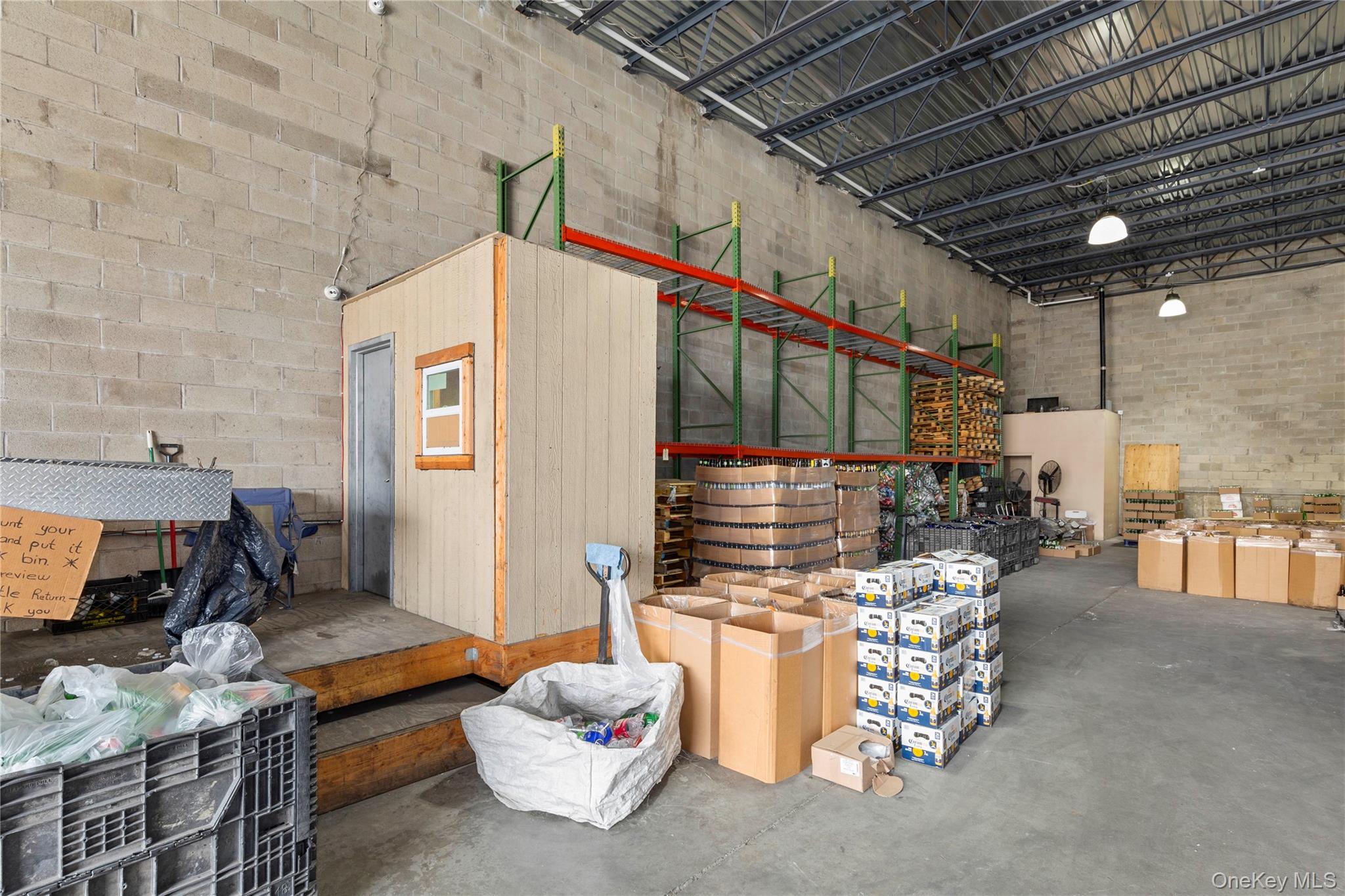 3325 DE Lavall Avenue, Bronx, NY 10475