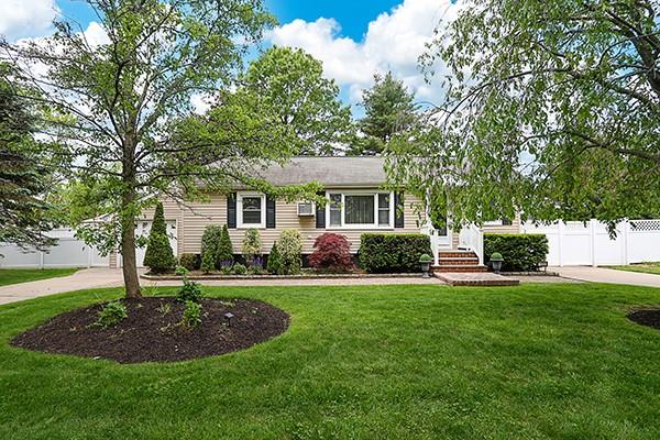 126 Eastwood Avenue, Deer Park, NY 11729