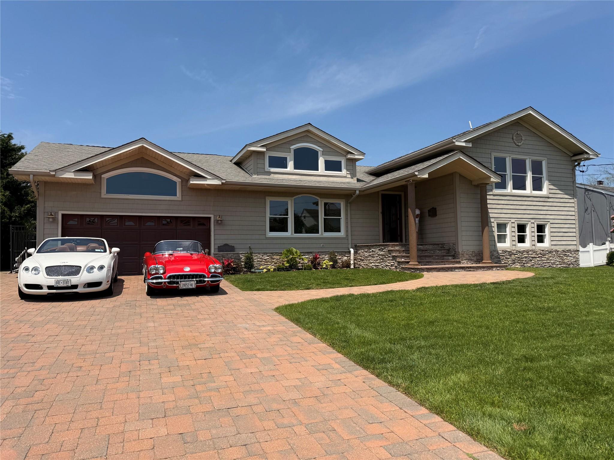 61 Riviera Drive S, Massapequa, NY 11758
