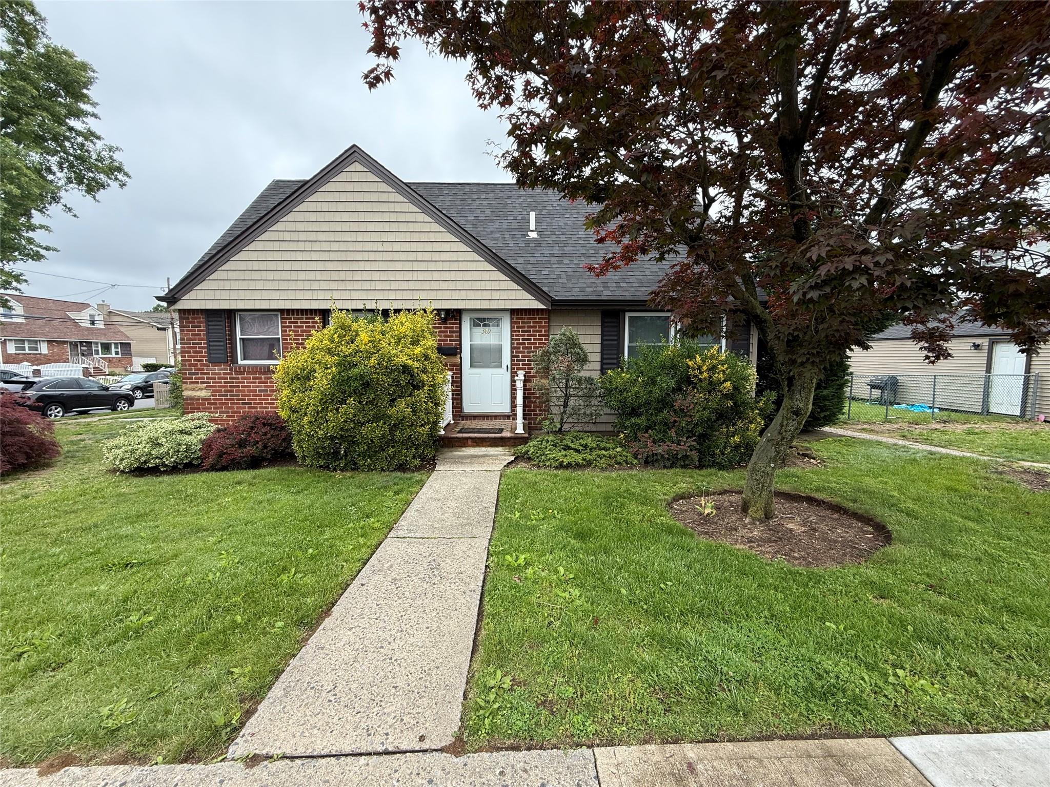 389 Kirkman Avenue, Elmont, NY 11003