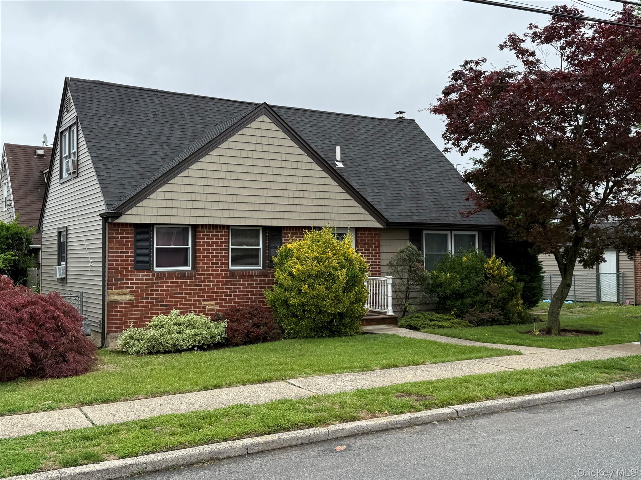 389 Kirkman Avenue, Elmont, NY 11003