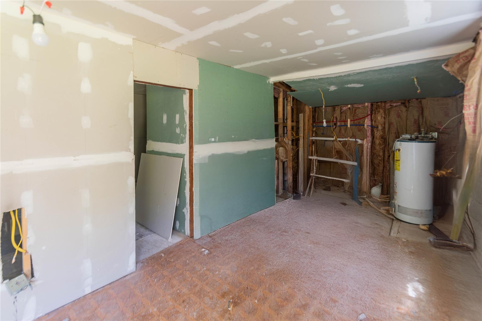 750 Irish Cape Road, Ellenville, NY 12428