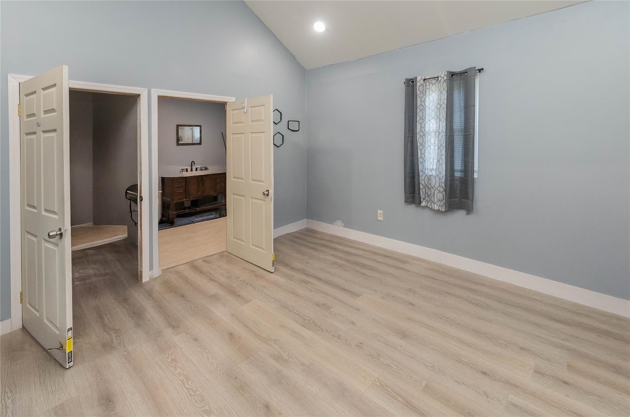 750 Irish Cape Road, Ellenville, NY 12428