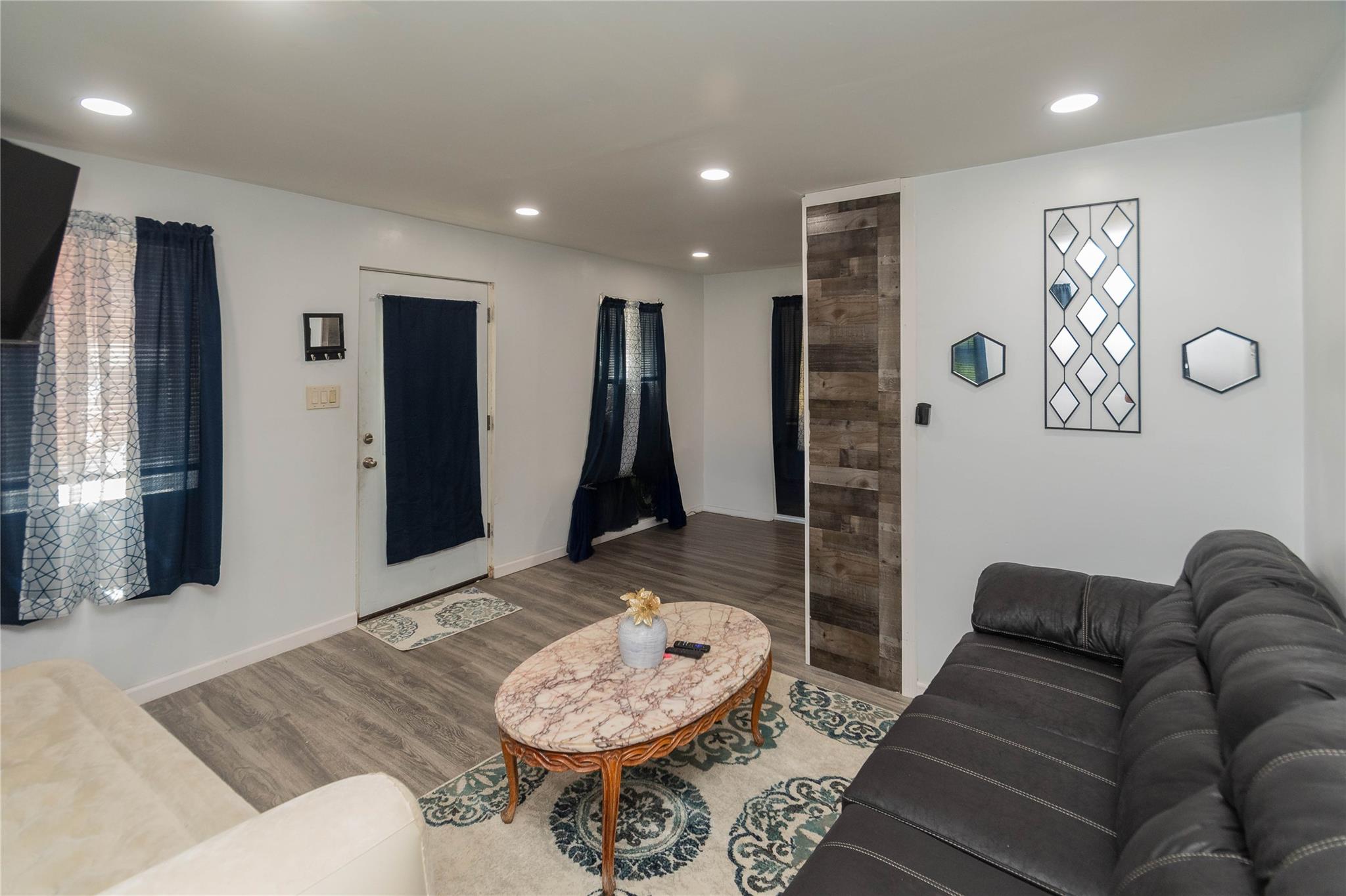 750 Irish Cape Road, Ellenville, NY 12428