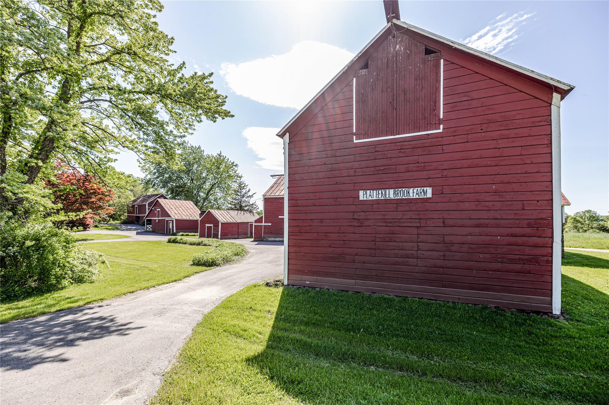 2295 State Route 32 S, New Paltz, NY 12561