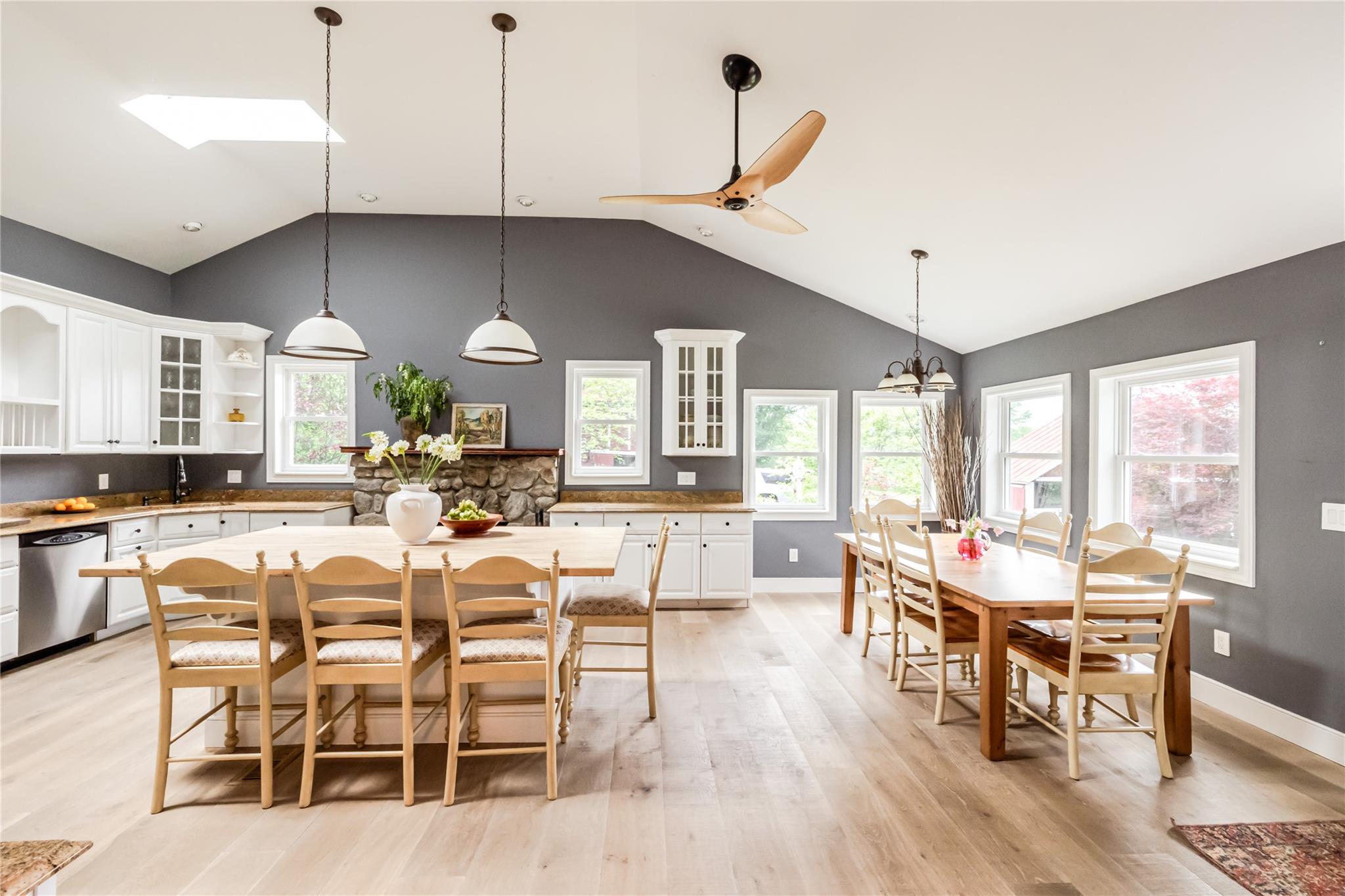 2295 State Route 32 S, New Paltz, NY 12561