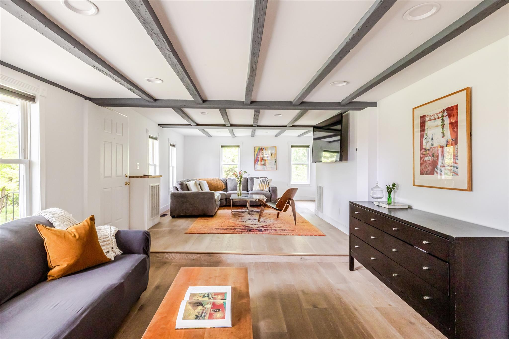 2295 State Route 32 S, New Paltz, NY 12561