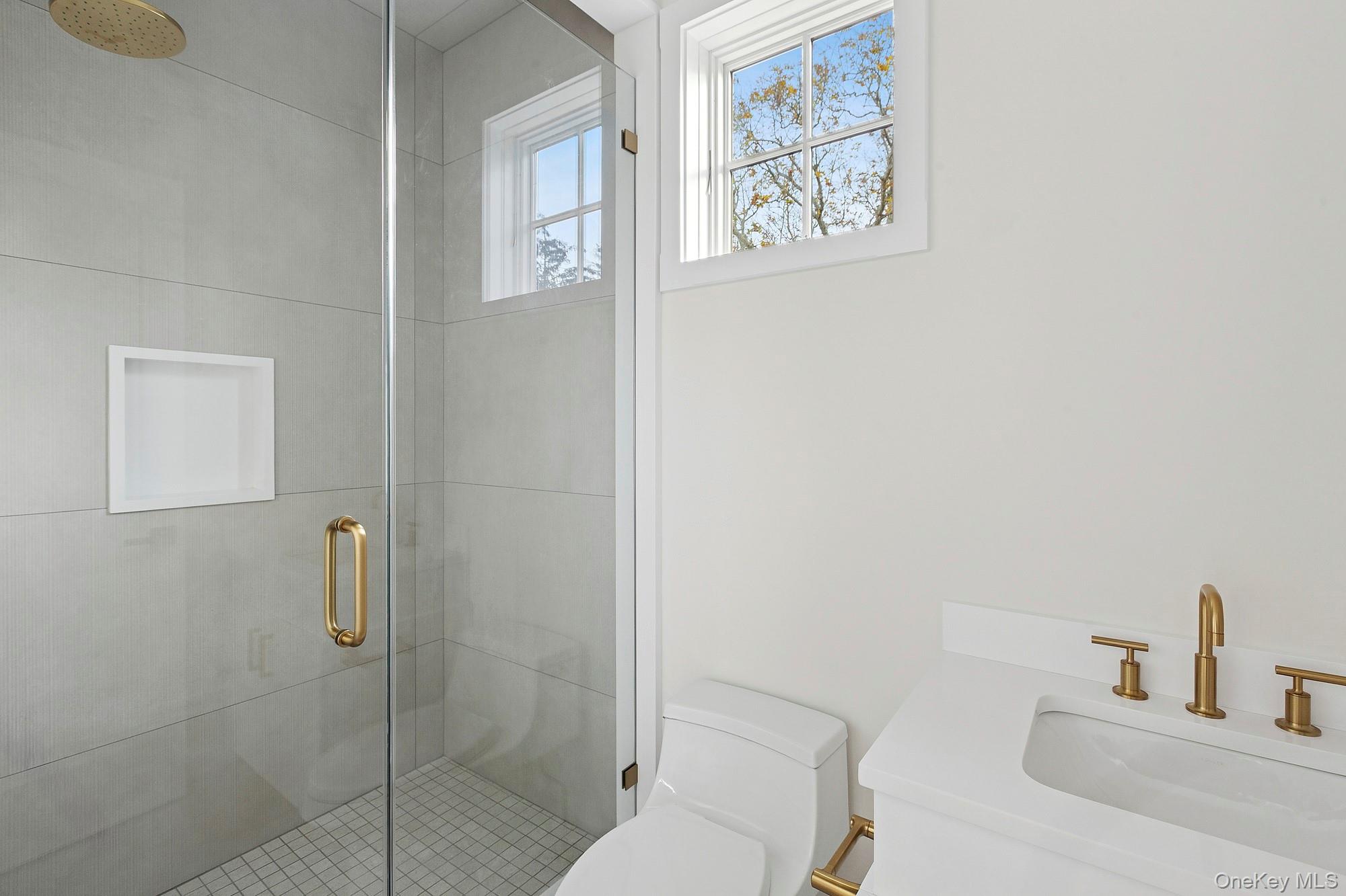 25 Liberty Street, Westhampton Beach, NY 11978