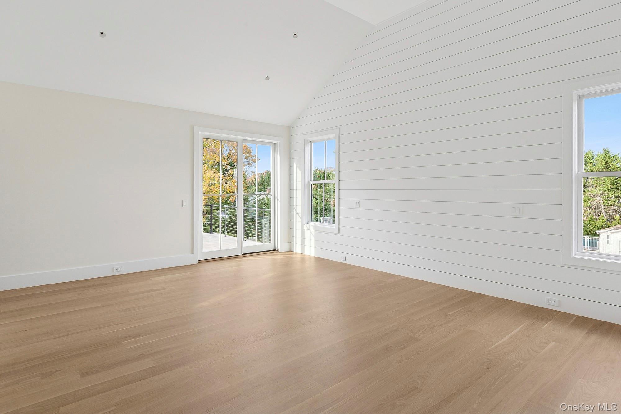 25 Liberty Street, Westhampton Beach, NY 11978