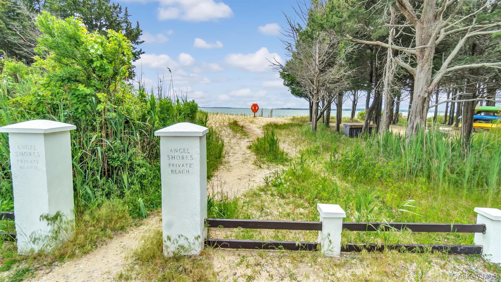 1260 Water Terrace, Southold, NY 11971