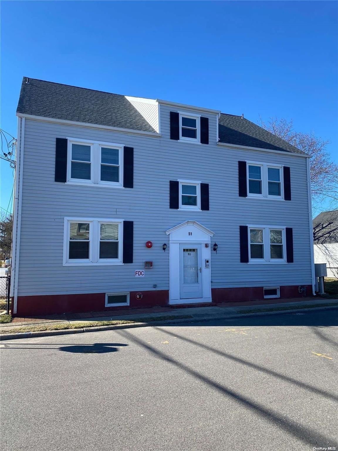 51 S 1st Street # #4, Bethpage, NY 11714