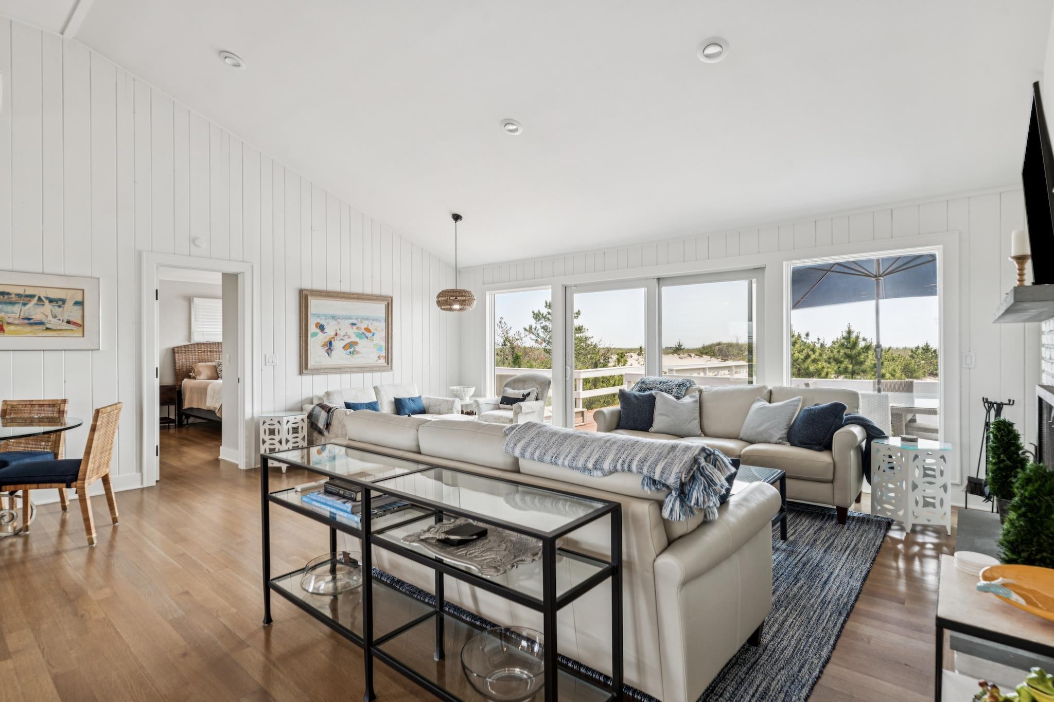 355 Dune Rd, Westhampton Beach, NY 11978