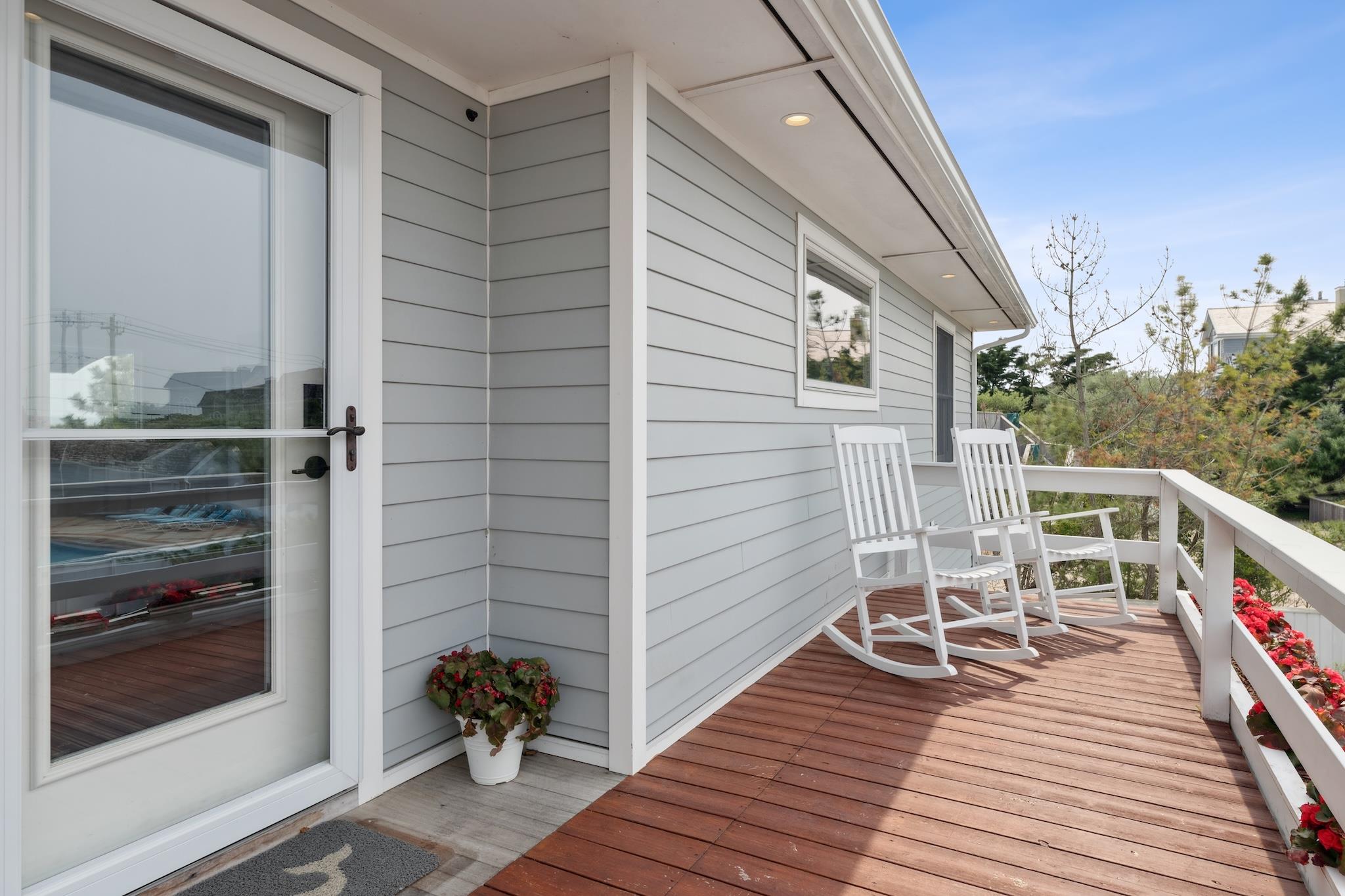 355 Dune Rd, Westhampton Beach, NY 11978