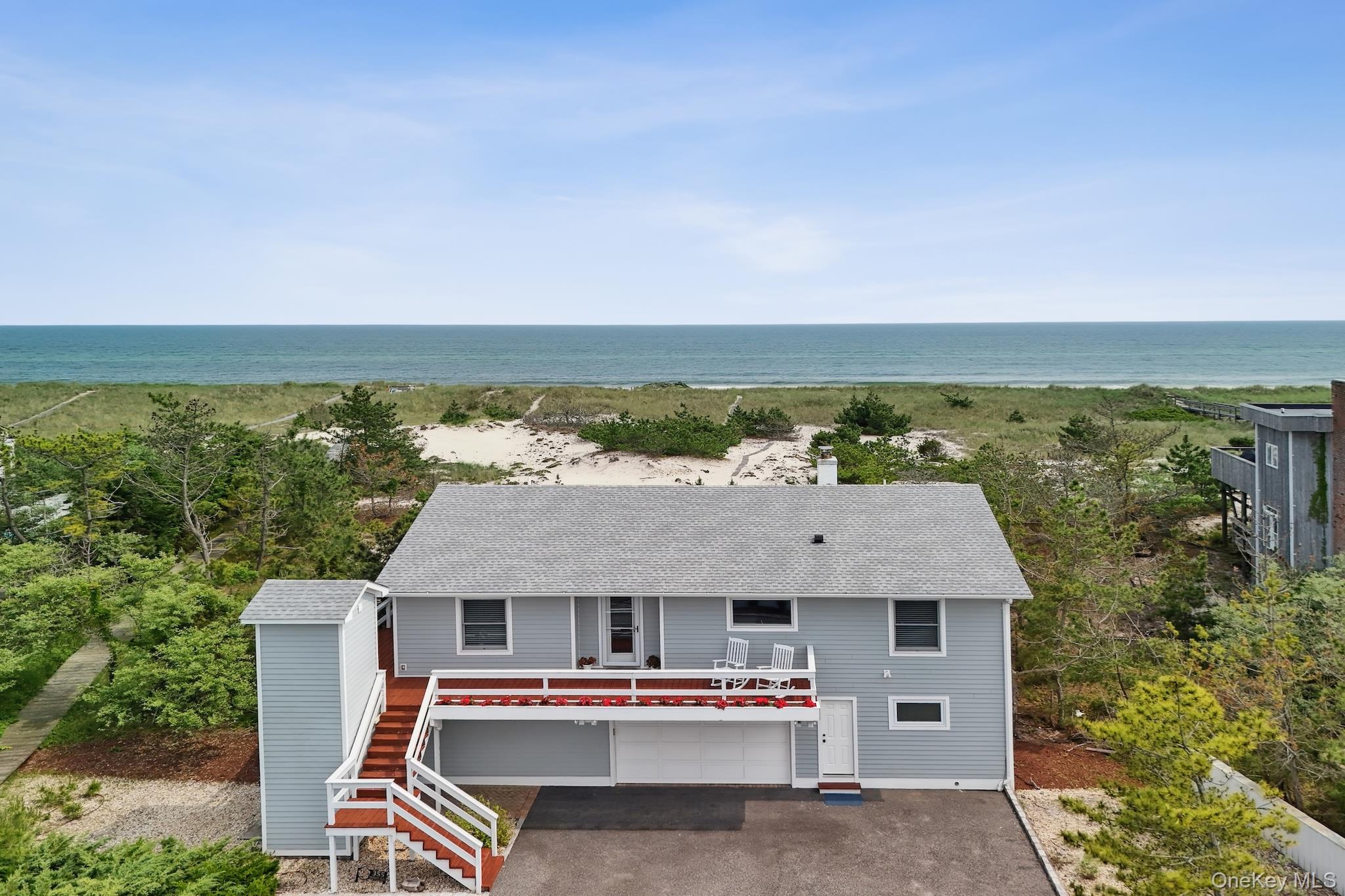 355 Dune Rd, Westhampton Beach, NY 11978