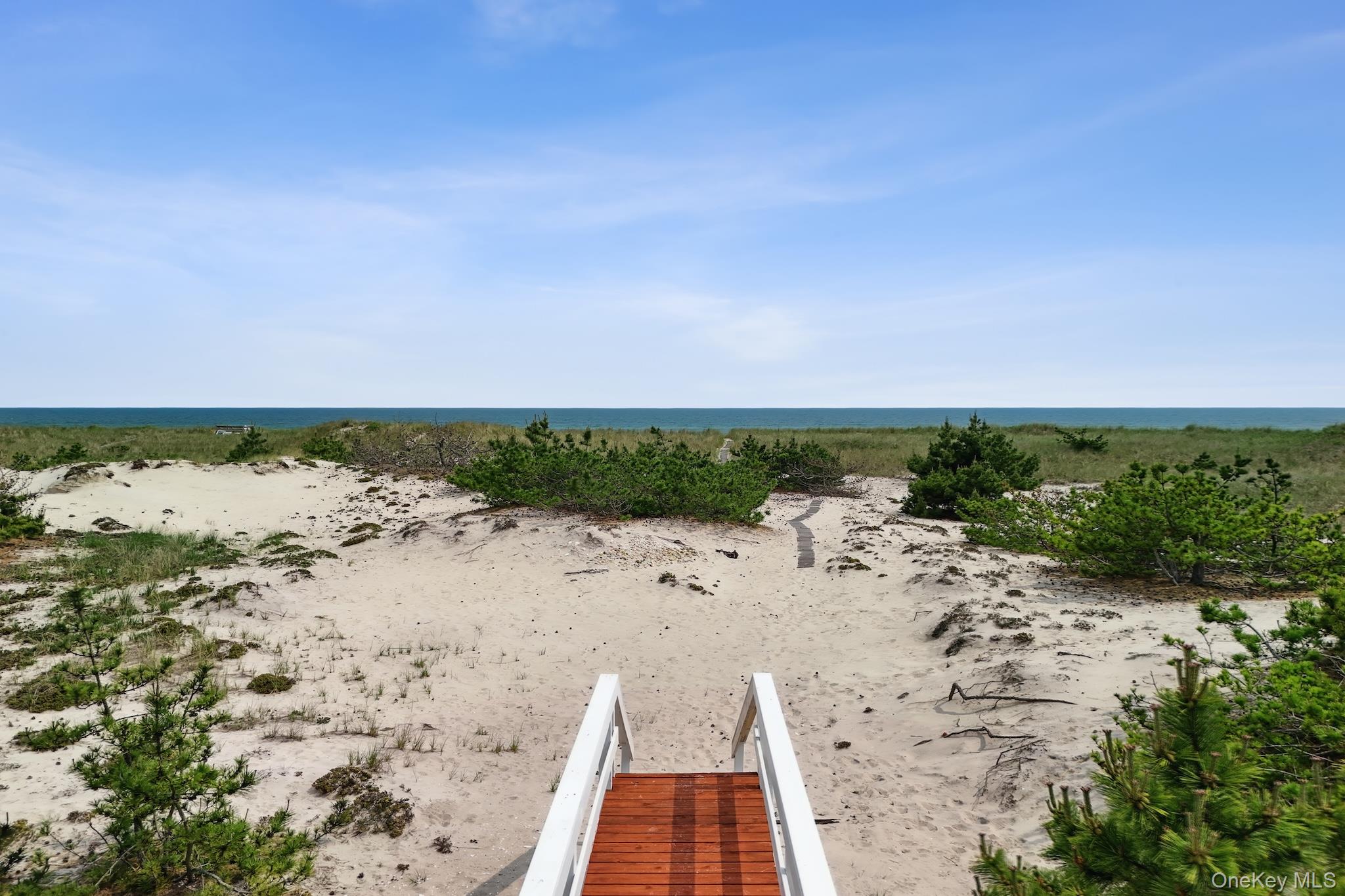 355 Dune Rd, Westhampton Beach, NY 11978