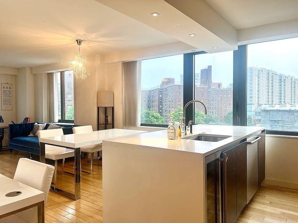 39-16 Prince Street # 5C, Flushing, NY 11365