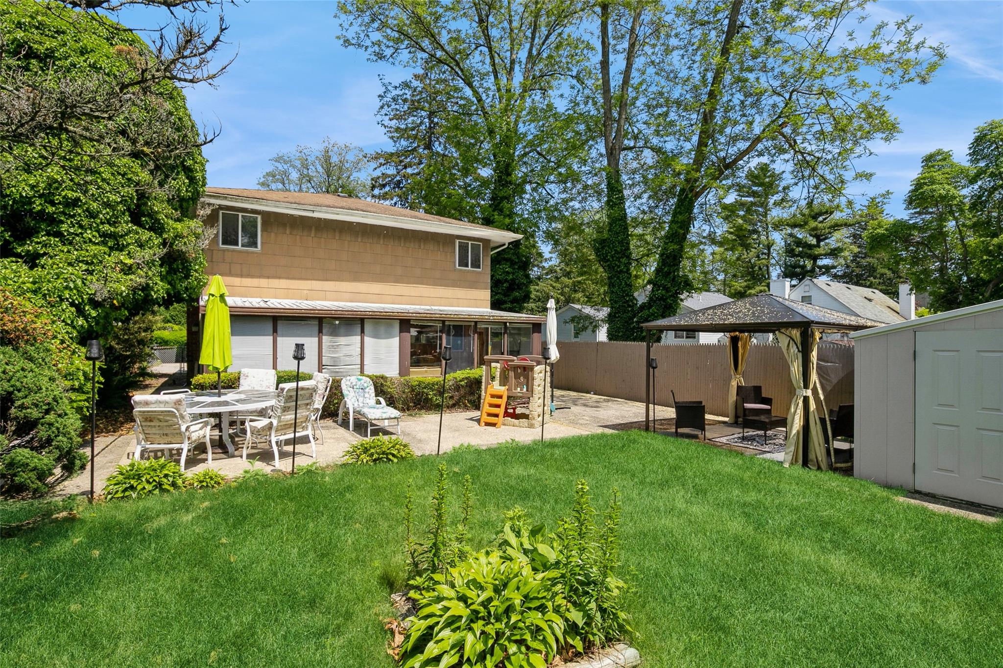 22 Landscape Drive, Wheatley Heights, NY 11798