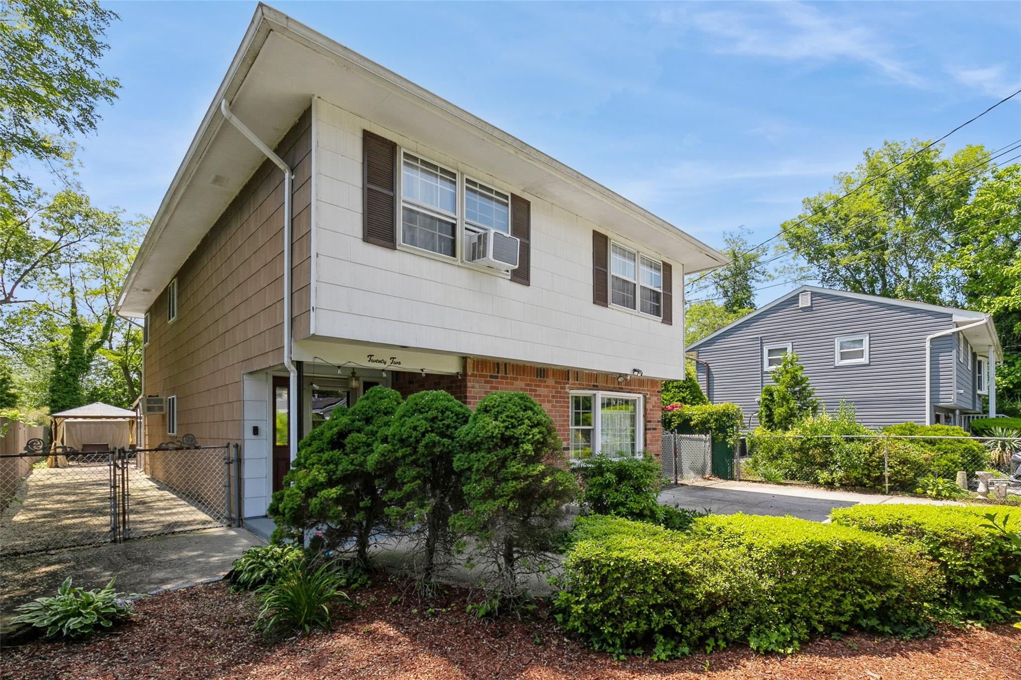 22 Landscape Drive, Wheatley Heights, NY 11798