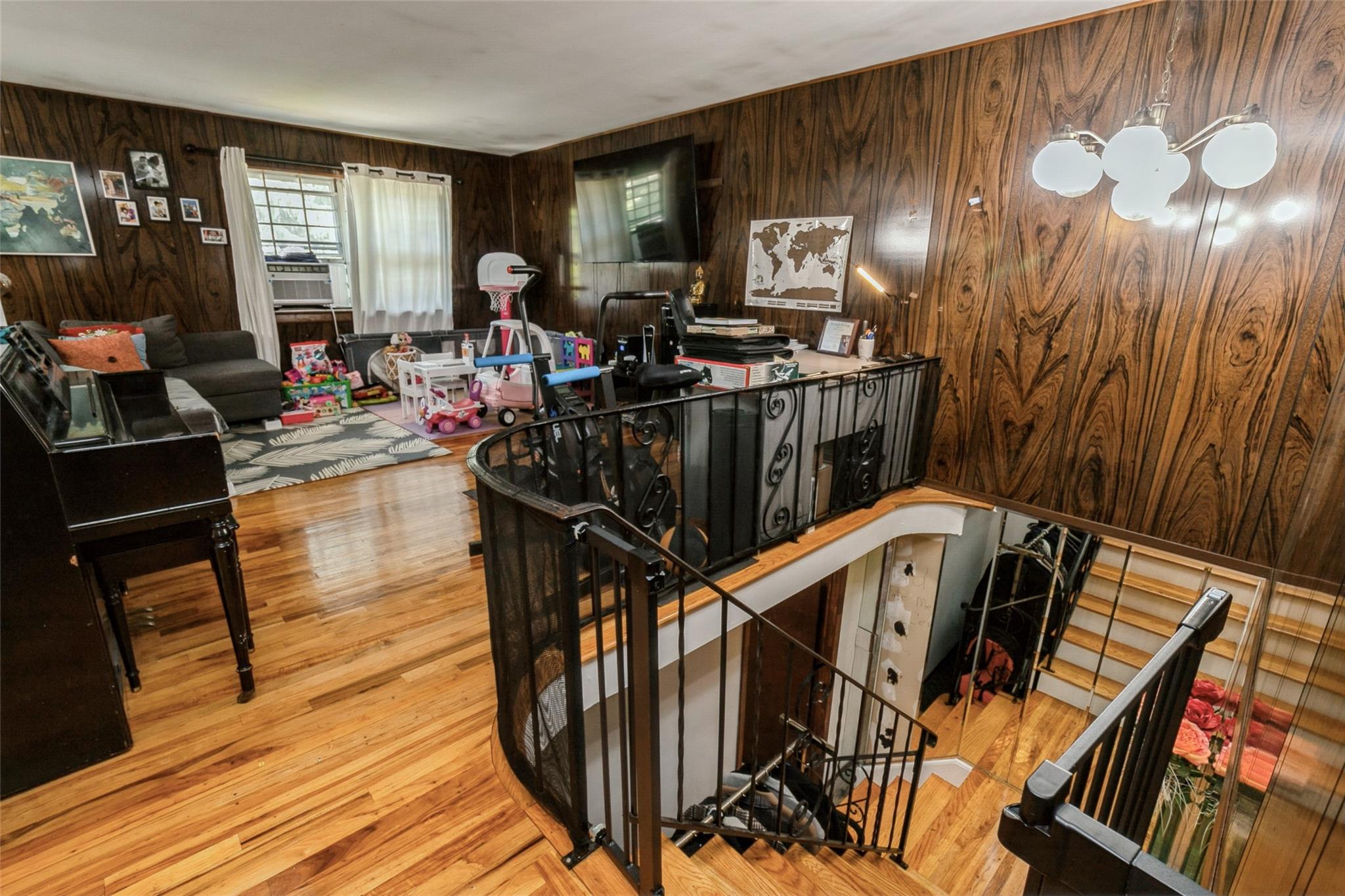 22 Landscape Drive, Wheatley Heights, NY 11798