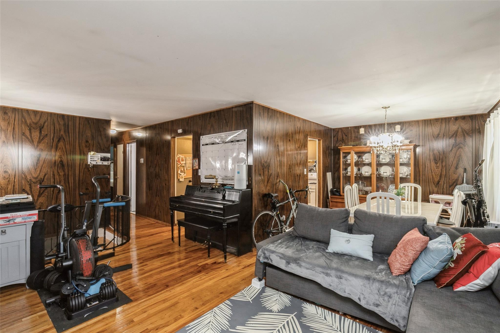 22 Landscape Drive, Wheatley Heights, NY 11798