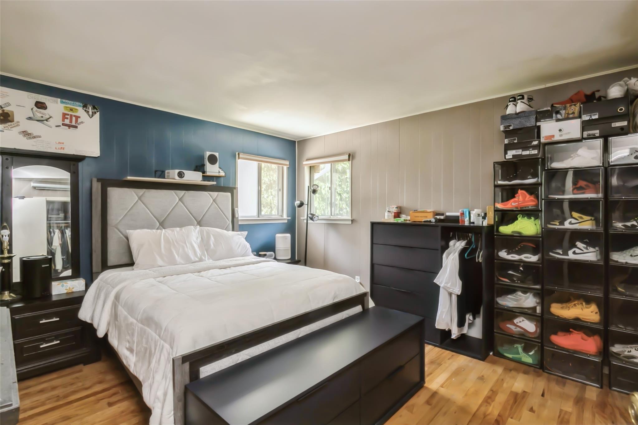 22 Landscape Drive, Wheatley Heights, NY 11798