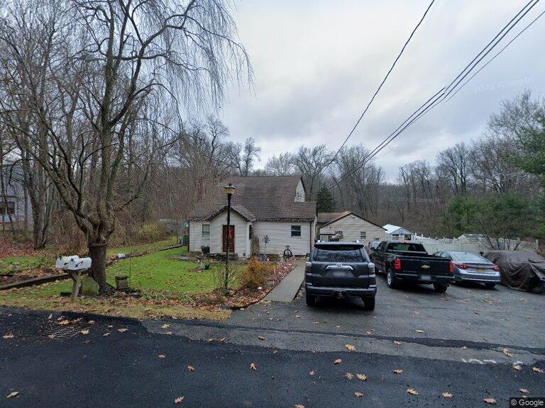 123 Greenwood Drive, Fishkill, NY 12508