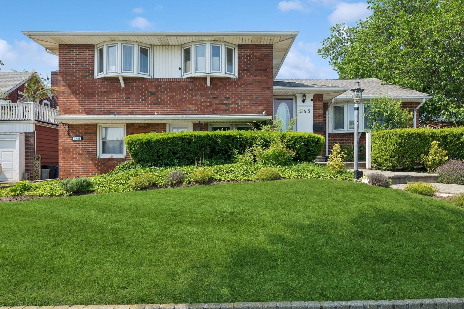 345 E Park Avenue, Long Beach, NY 11561