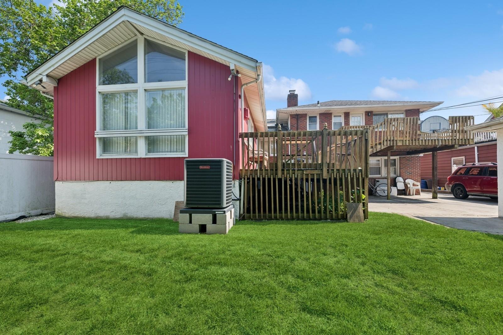 345 E Park Avenue, Long Beach, NY 11561