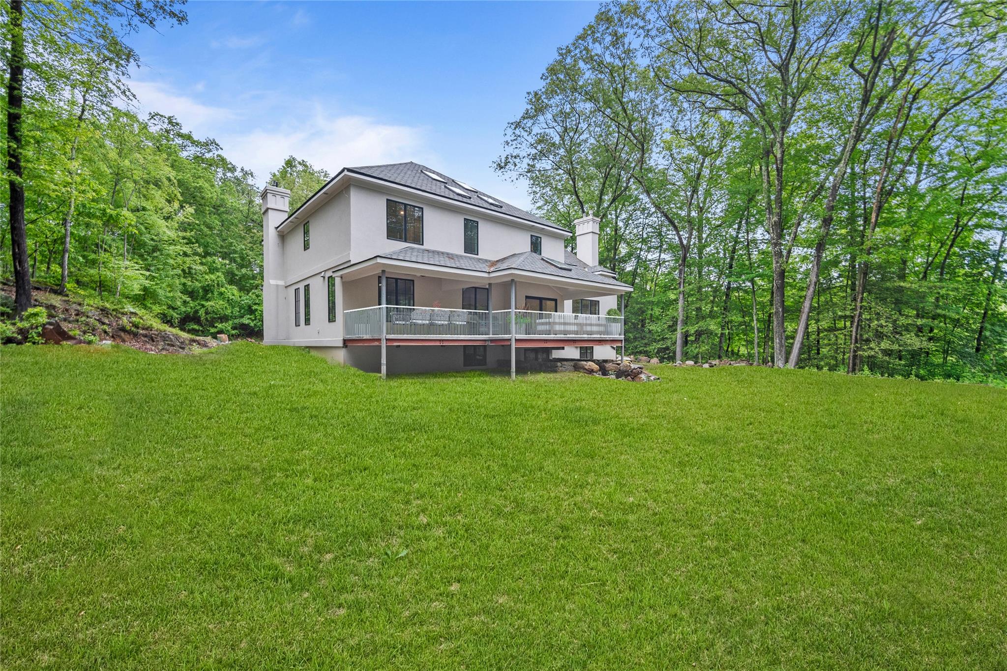 3 Hageman Court, Katonah, NY 10536