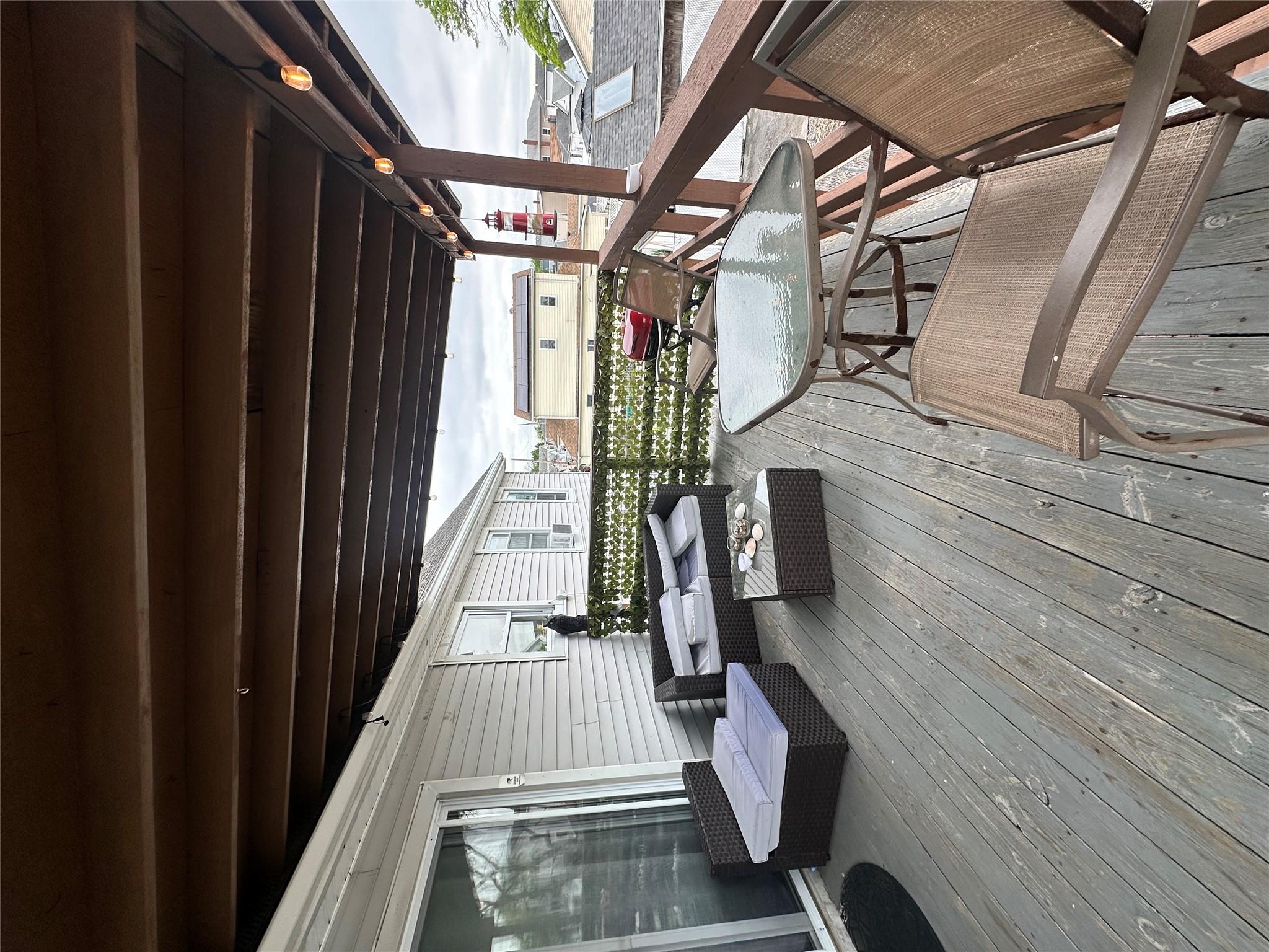 9934 164th Avenue, Hamilton Beach, NY 11414