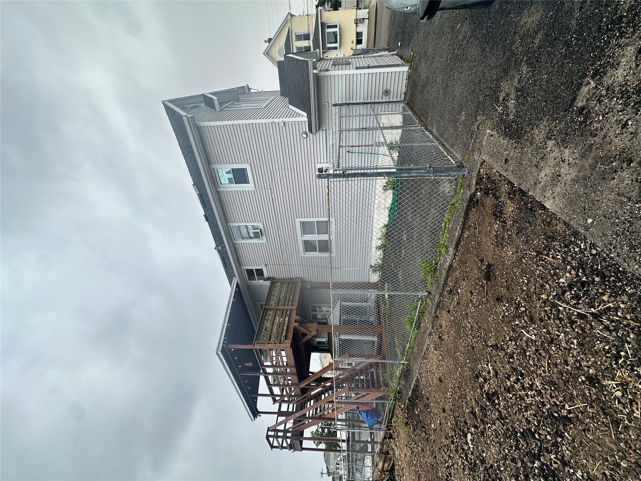 9934 164th Avenue, Hamilton Beach, NY 11414