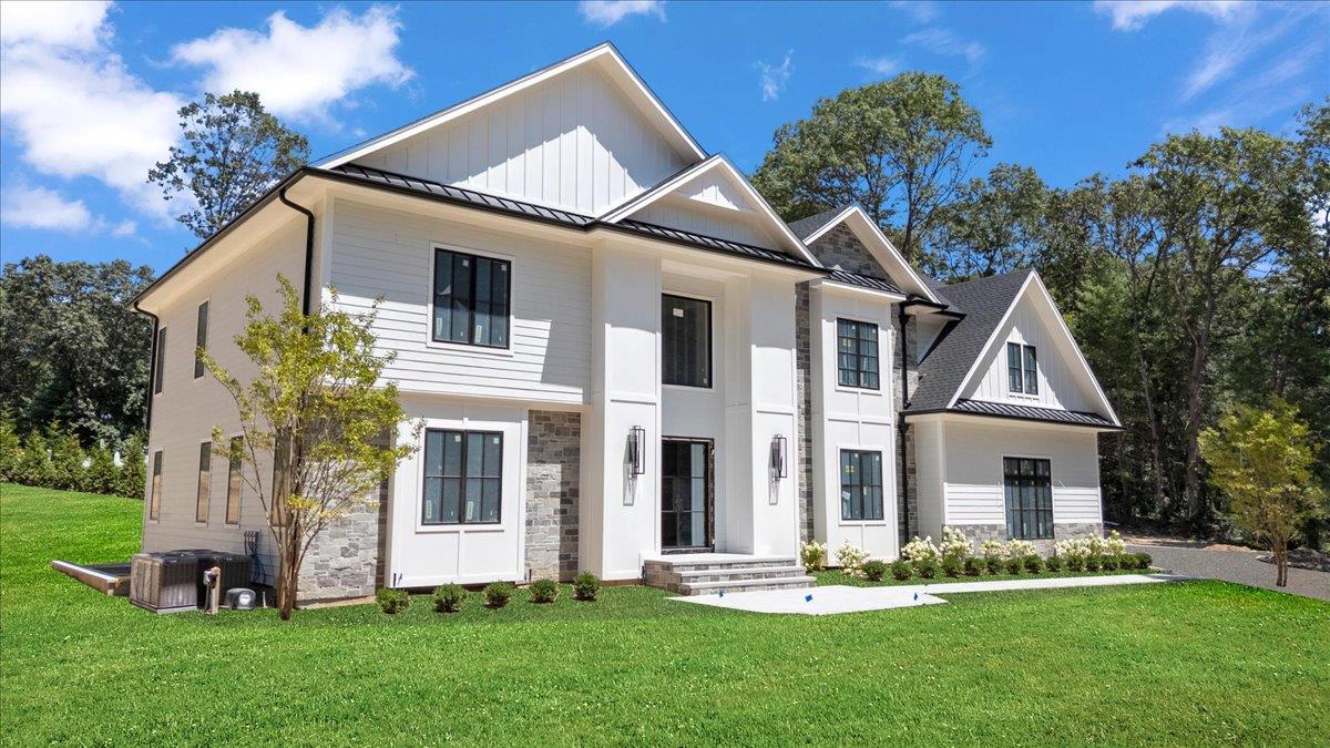 11 Ingold Drive, Dix Hills, NY 11746