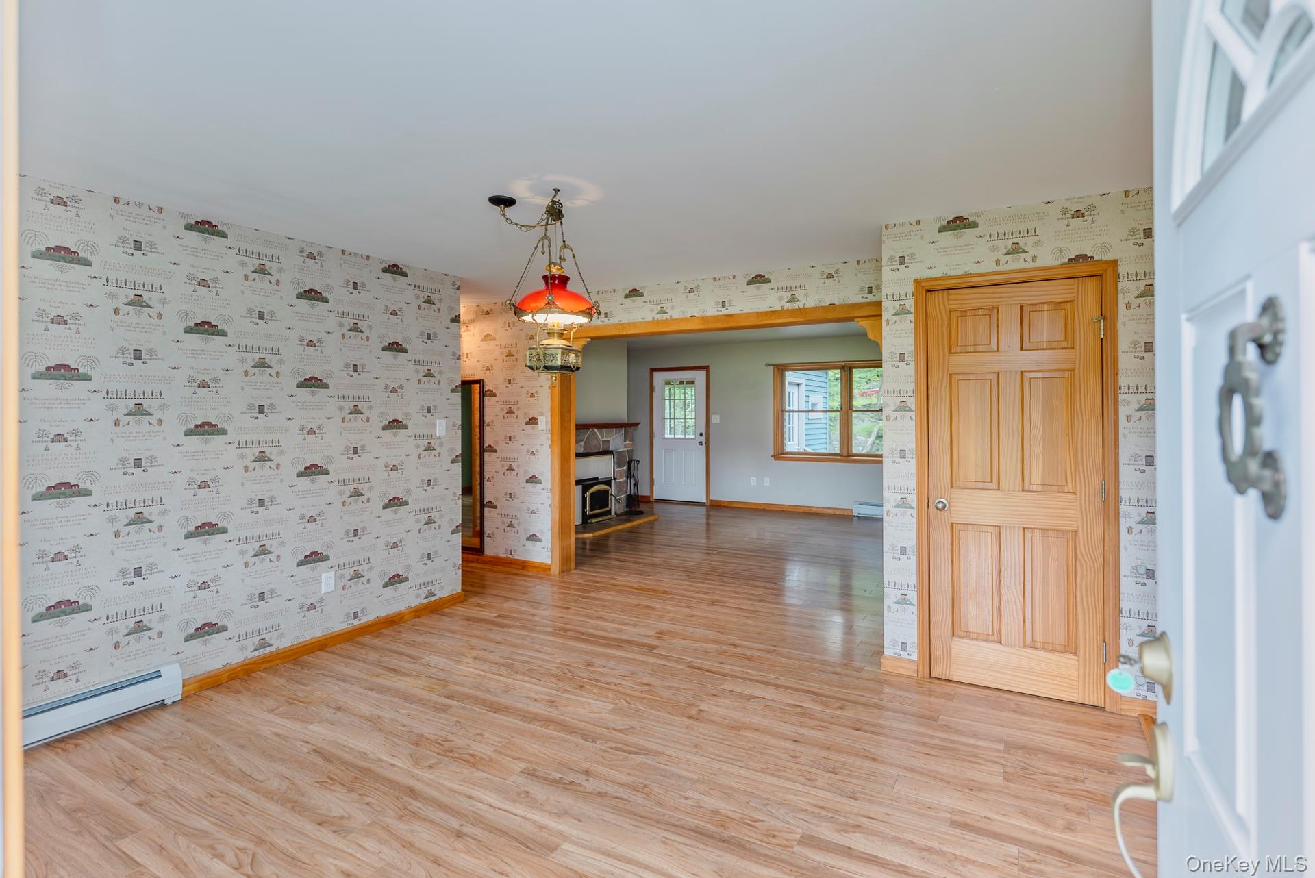 18 Jomar Lane, Olivebridge, NY 12461