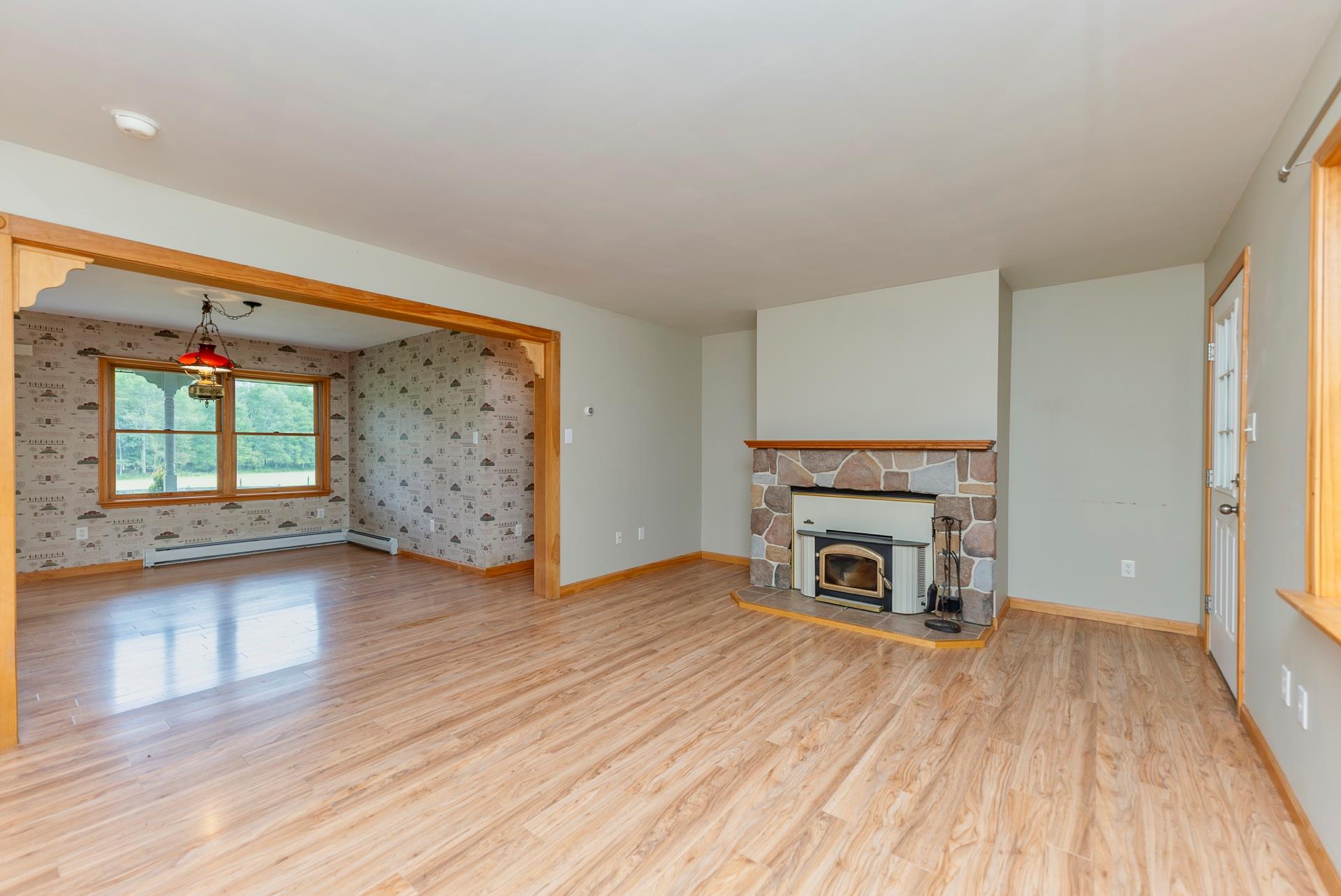 18 Jomar Lane, Olivebridge, NY 12461