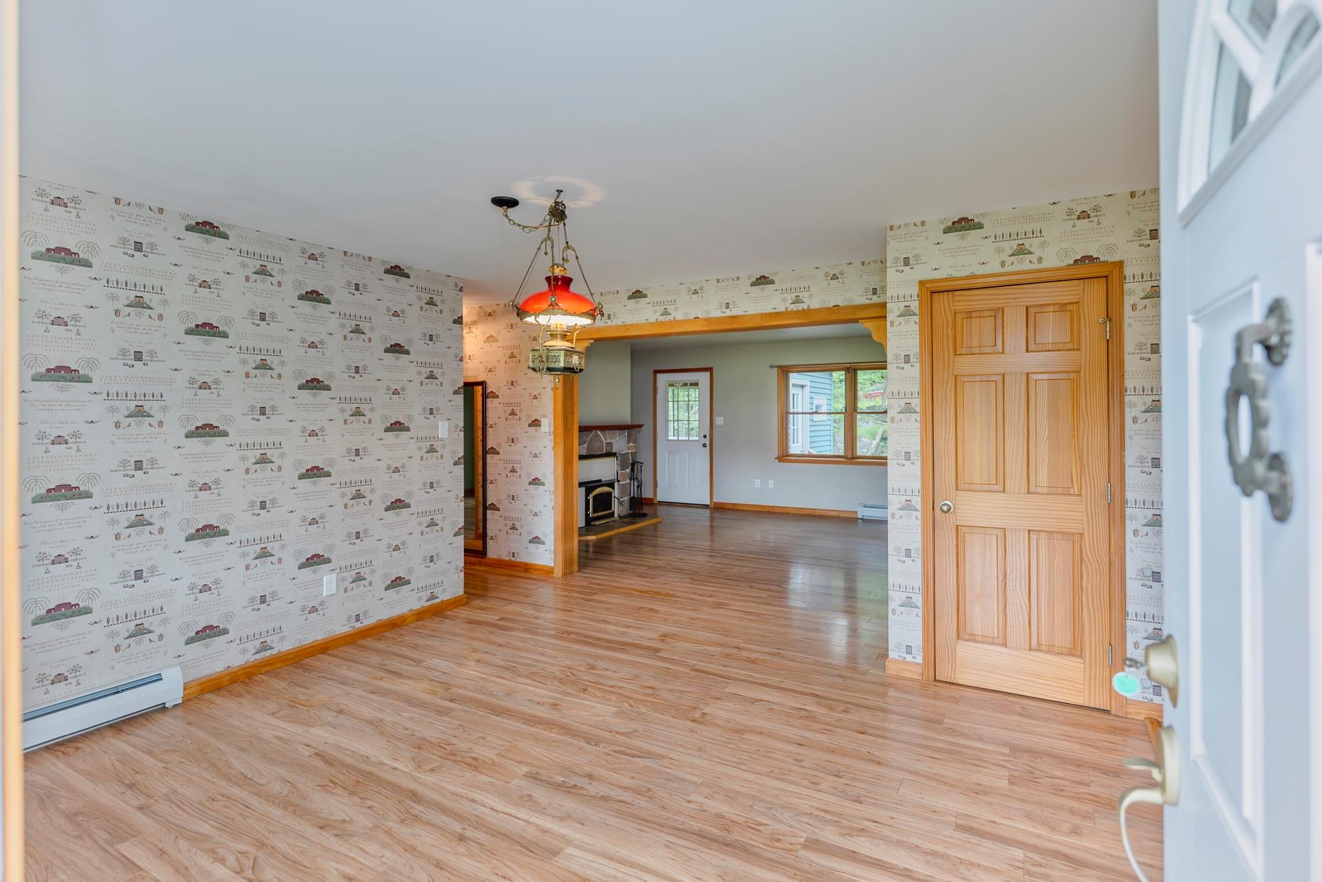 18 Jomar Lane, Olivebridge, NY 12461