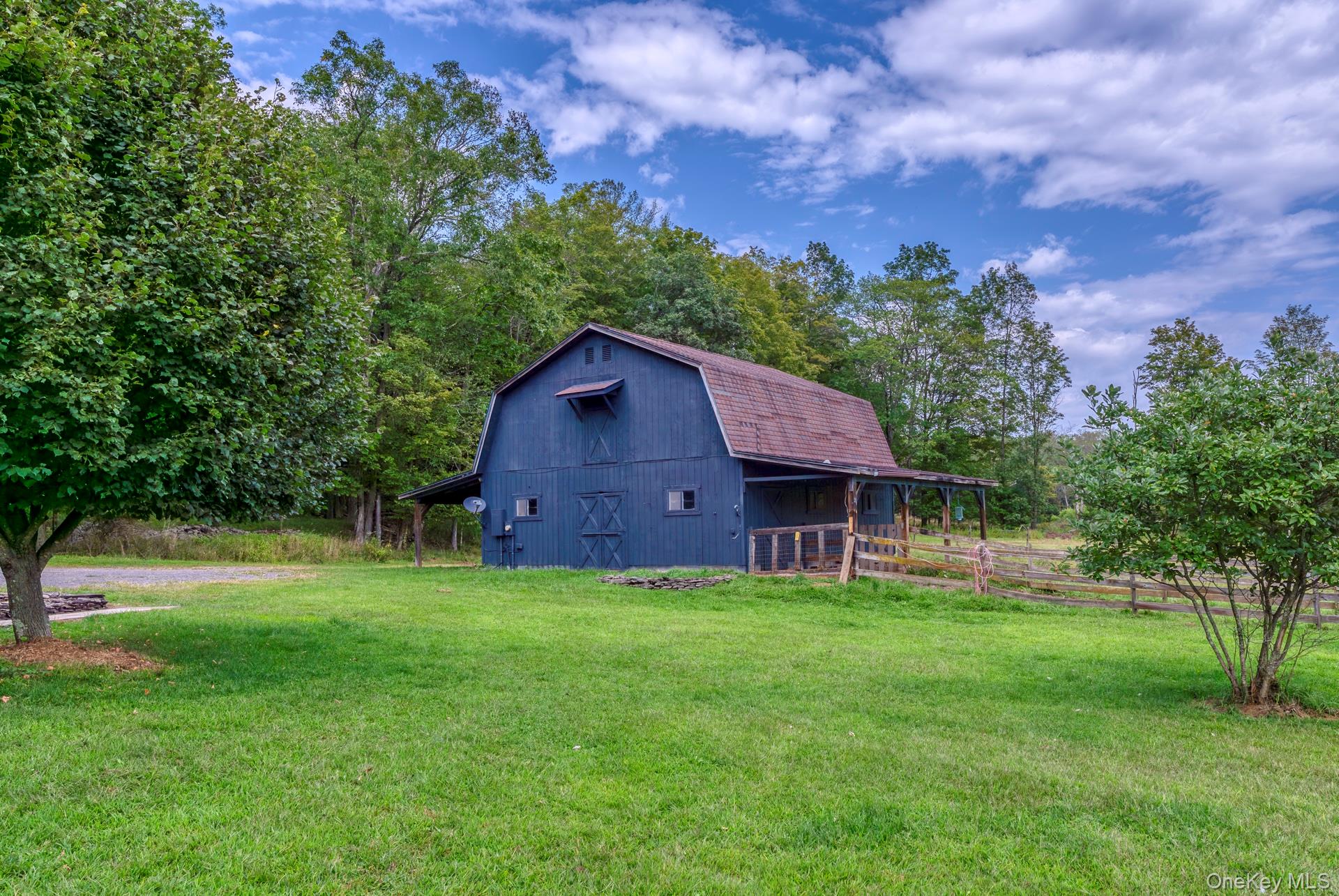 18 Jomar Lane, Olivebridge, NY 12461