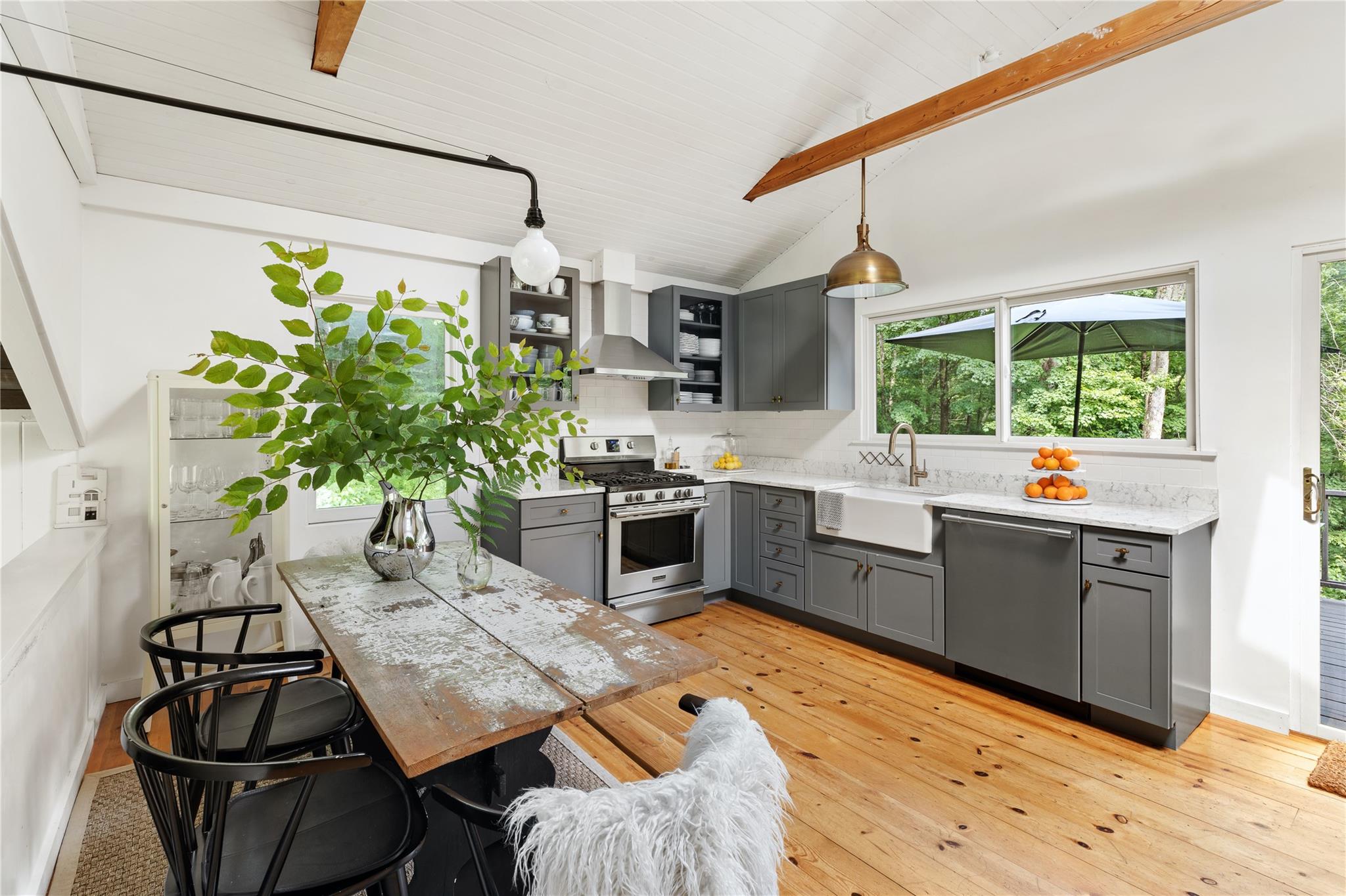 161 Stagecoach Road, Hillsdale, NY 12529