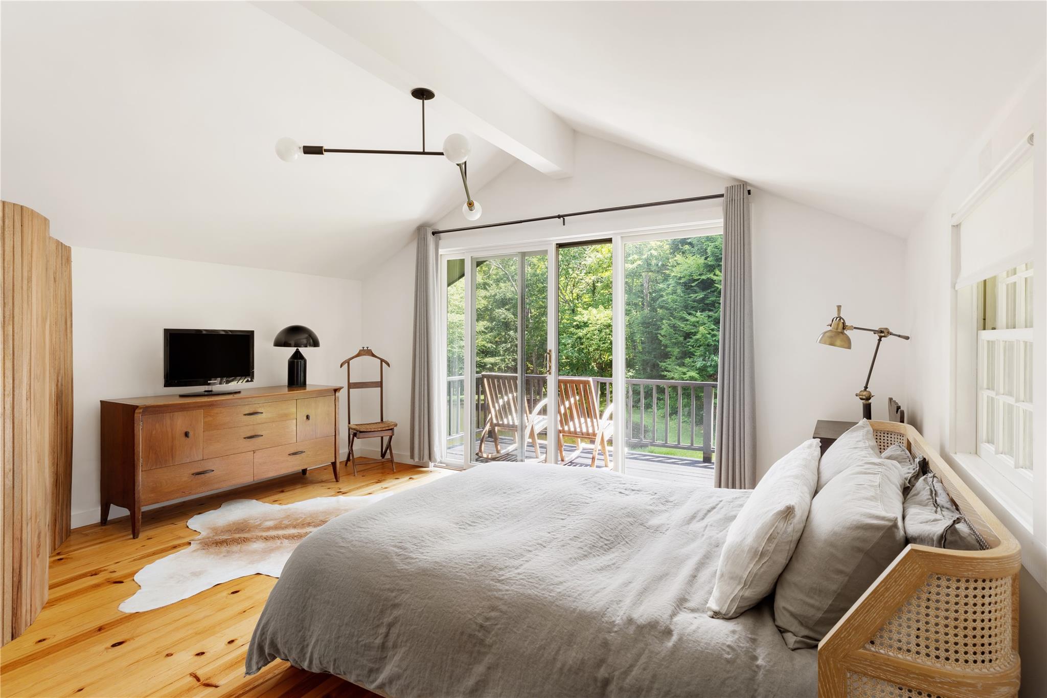 161 Stagecoach Road, Hillsdale, NY 12529