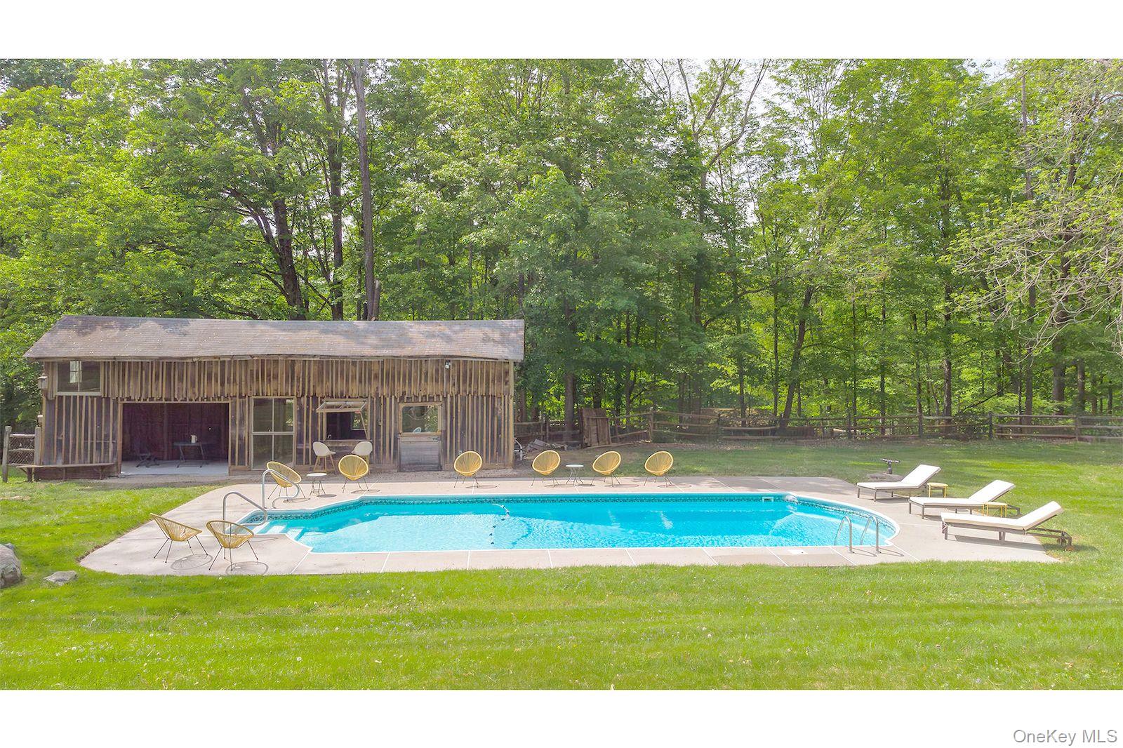 893 Laroe and Co Hwy 45, Monroe, NY 10950